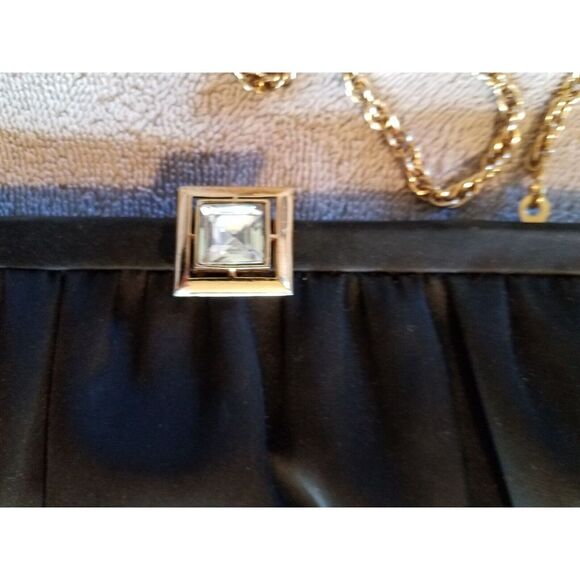 Vintage Black Satin Clutch Purse With Jewel Closure Gold Chain‎ - Picture 3 of 5